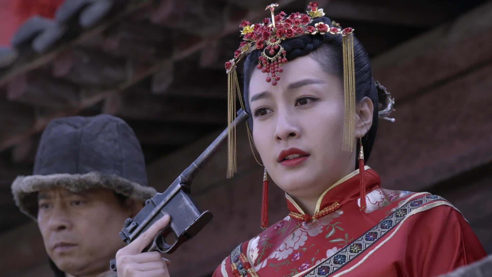 赵红花威胁何新国离开山寨-电视片花-在线观看-高清下载-风行视频