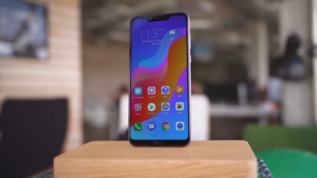 荣耀麒麟970 刘海屏 3750mah,最高降价700